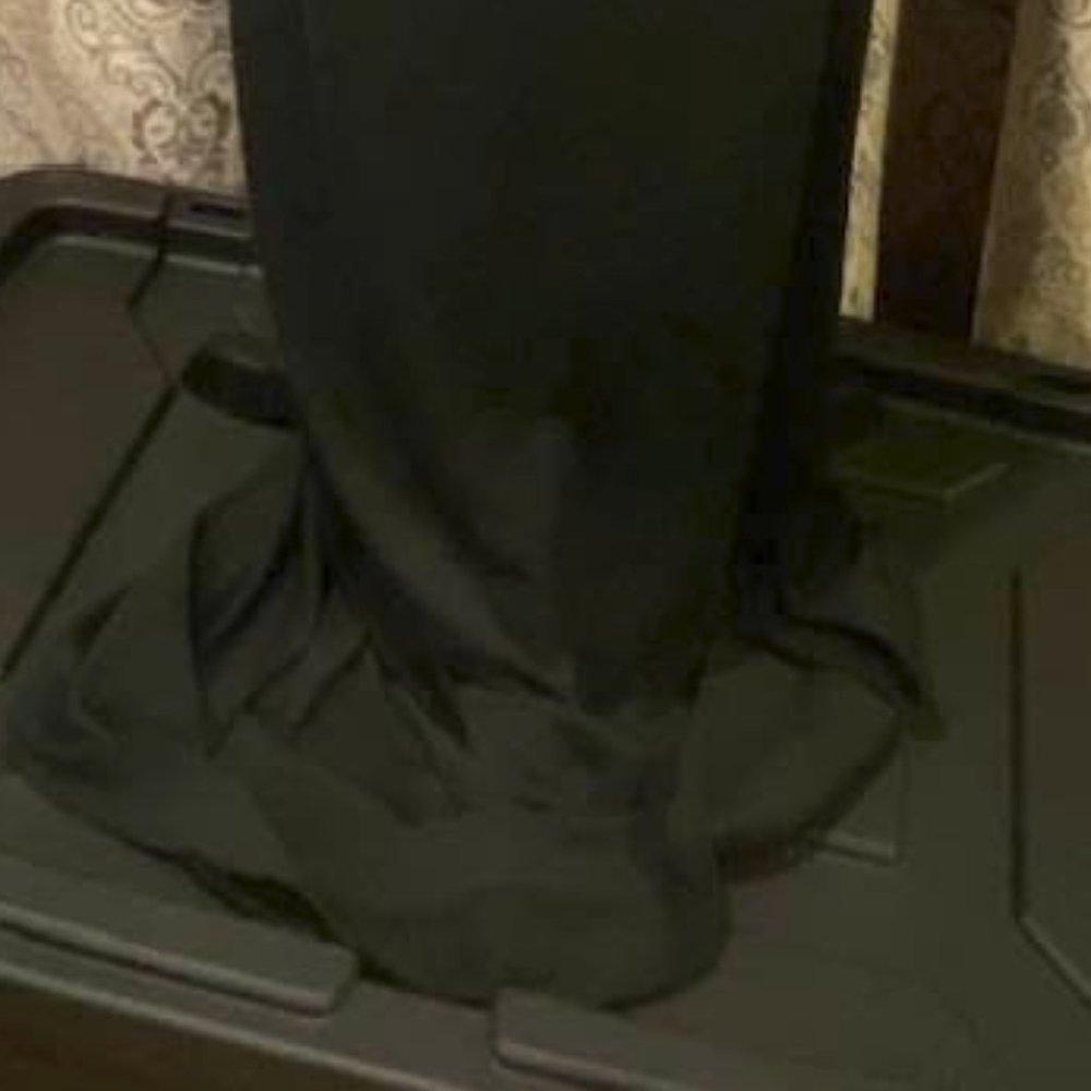 Dave & Johnny by Laura Ryner Black Lace-up Evening Gown, 5/6 - Picture 6 of 9